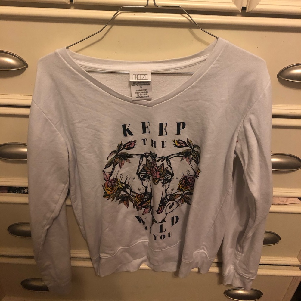 Sweater with design